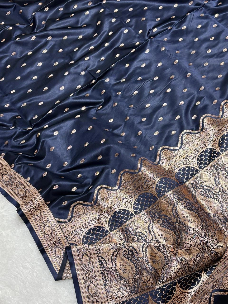 Navy-Blue-Banarasi Mashru Katan Silk Saree featuring zari butti work and heavy woven pallu.