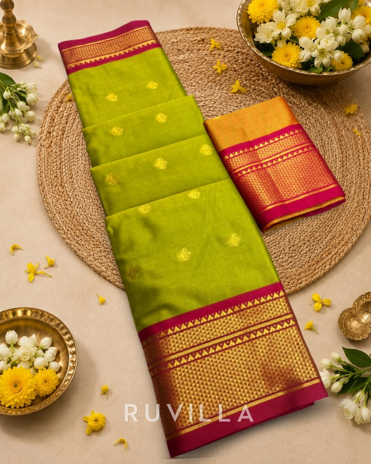 Two Tone Border Silk Cotton Saree.