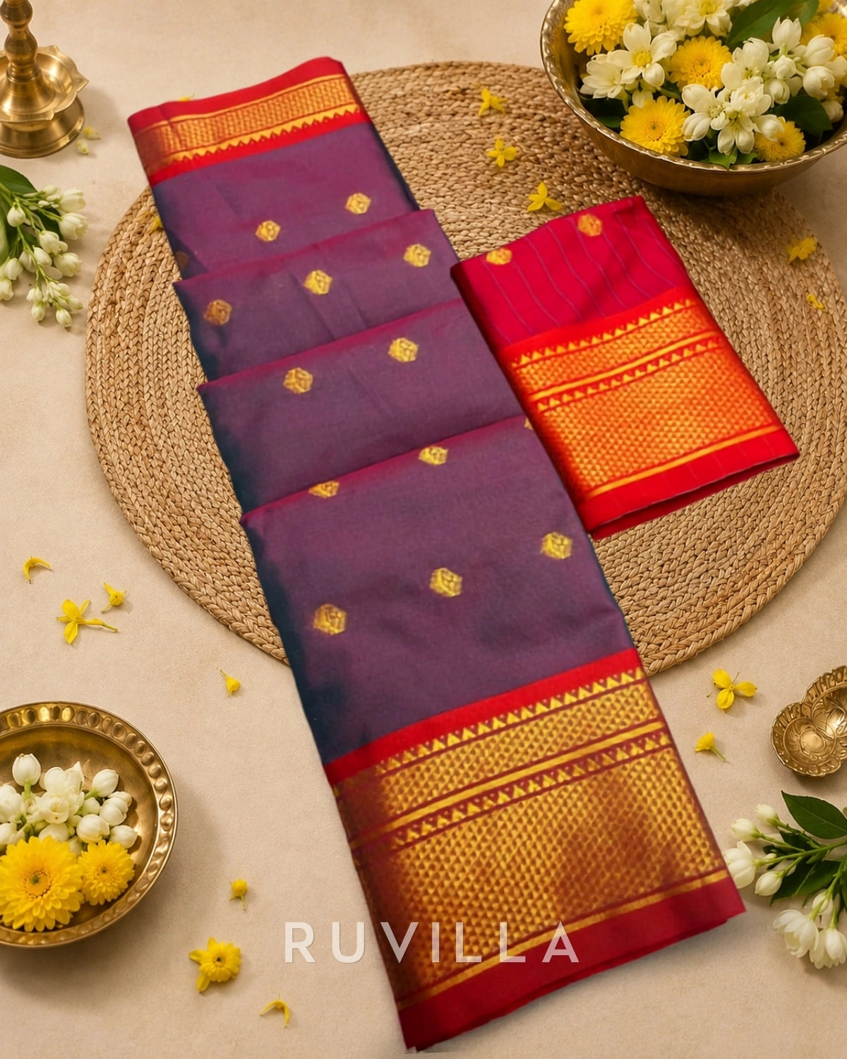 Two Tone Border Silk Cotton Saree.